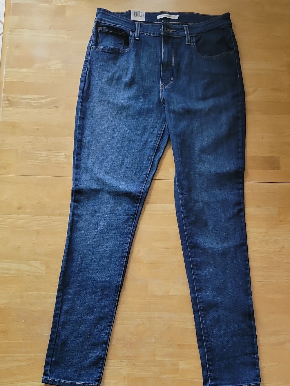 Levi's 721 High Rise Skinny Jeans
